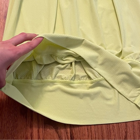 Lululemon No Limits Tank Slope Stripe Polar Cream Clarity Yellow top size 6 - Picture 11 of 14